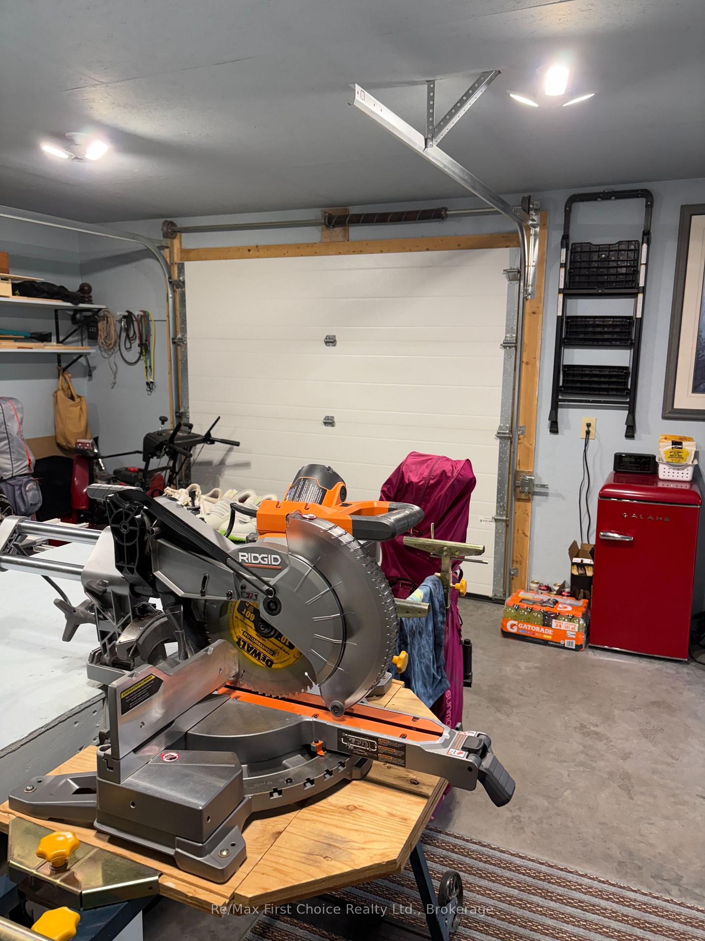 Photo 37 of 422 Ryerson Crescent, Thunder Bay, College Park — HOMEH