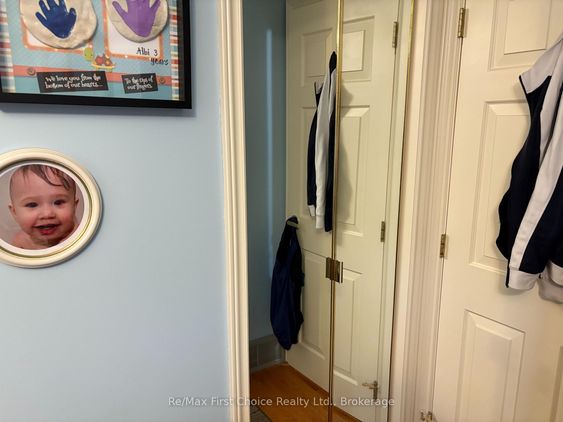Photo 41 of 422 Ryerson Crescent, Thunder Bay, College Park — HOMEH