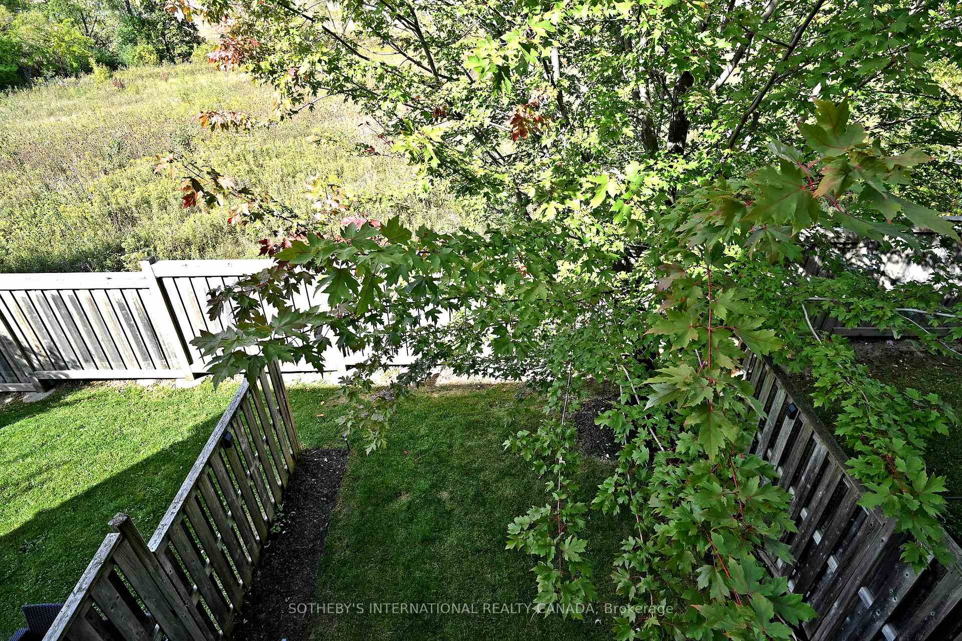 Photo 20 of 38 Cedar Lake Crescent, Brampton, Bram West — HOMEH