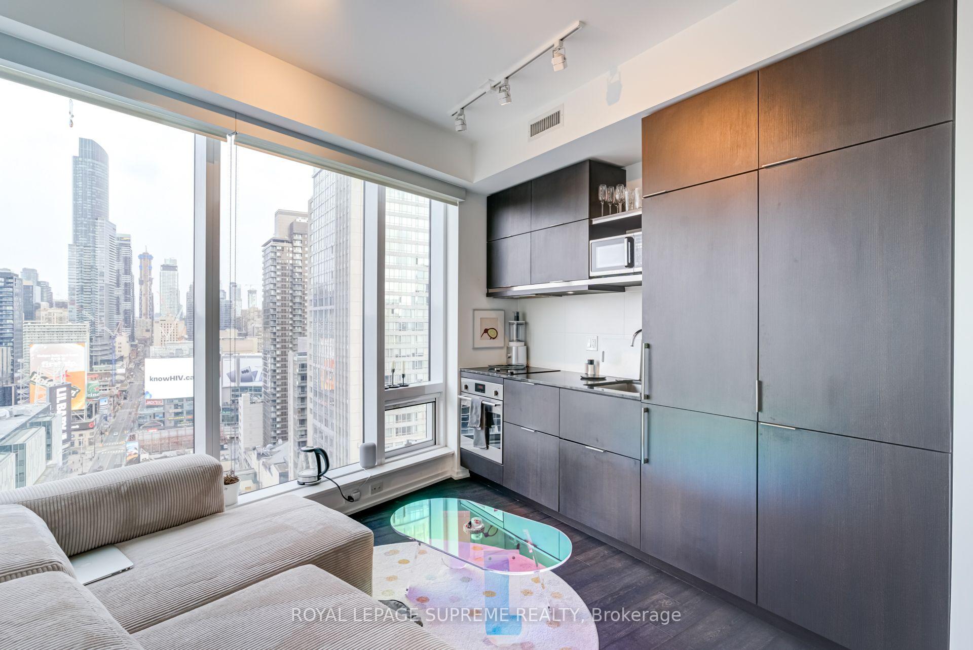Photo 14 of Unit 2112, 197 Yonge Street, Toronto, Church-Yonge Corridor — HOMEH