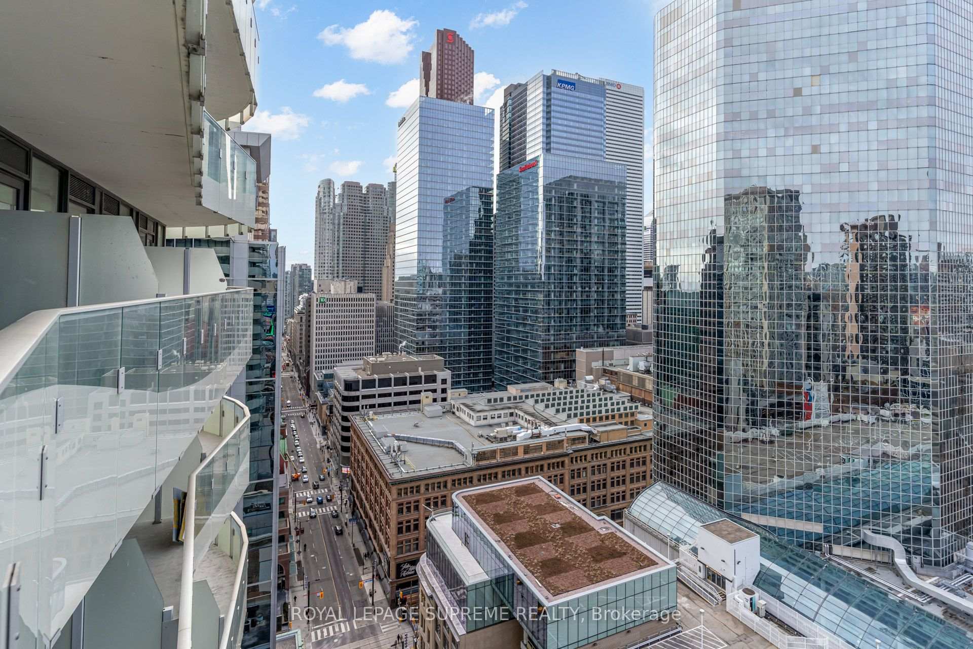 Photo 32 of Unit 2112, 197 Yonge Street, Toronto, Church-Yonge Corridor — HOMEH