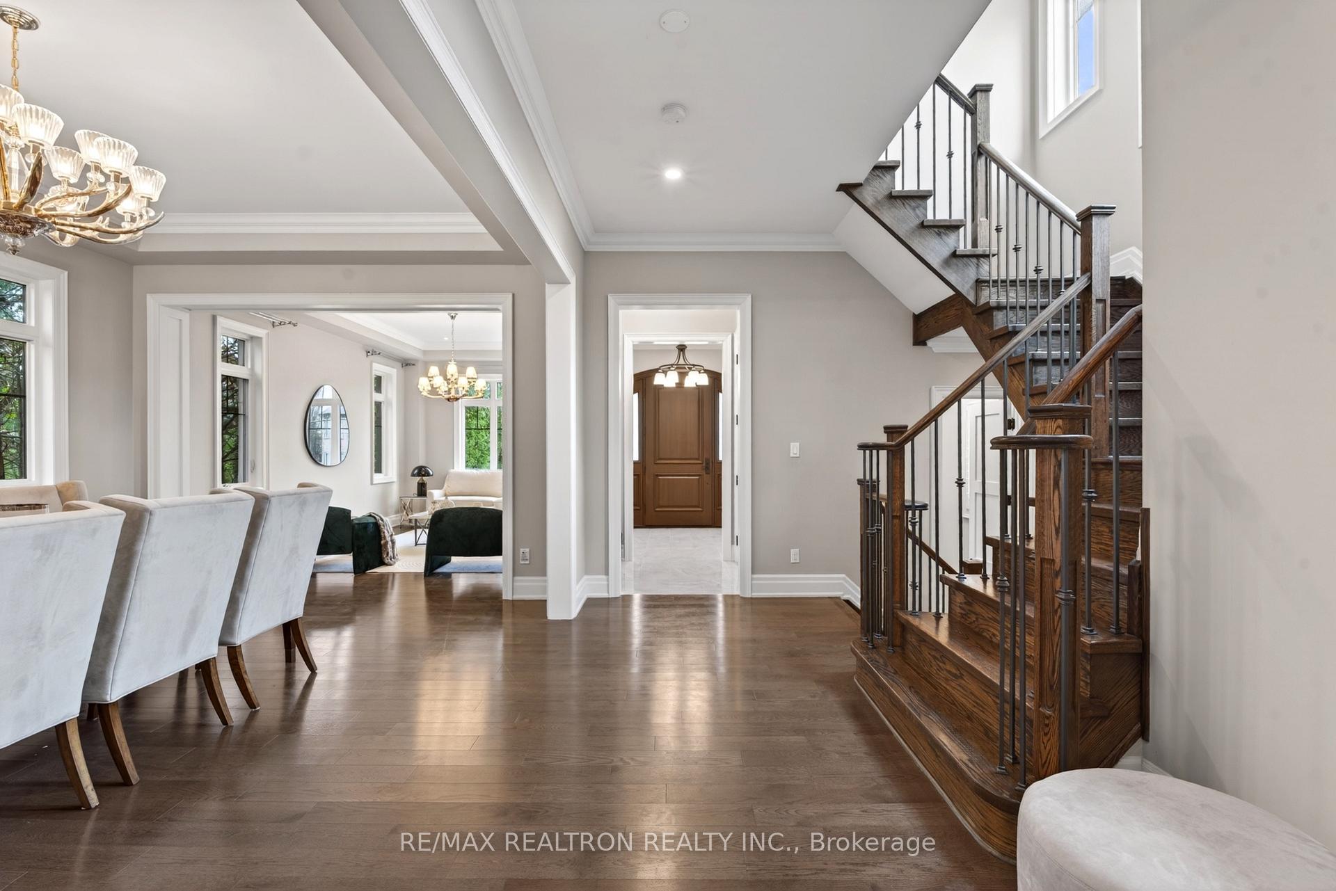 Photo 3 of 132 Pemberton Road, Richmond Hill, North Richvale — HOMEH