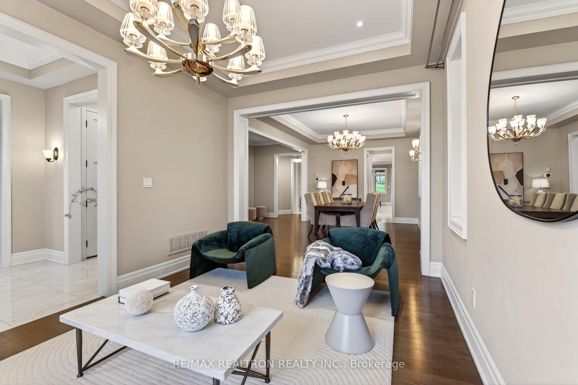 Photo 4 of 132 Pemberton Road, Richmond Hill, North Richvale — HOMEH