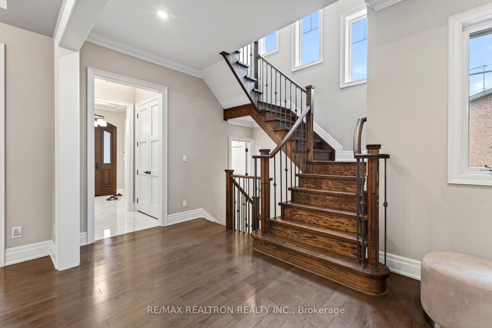 Photo 13 of 132 Pemberton Road, Richmond Hill, North Richvale — HOMEH