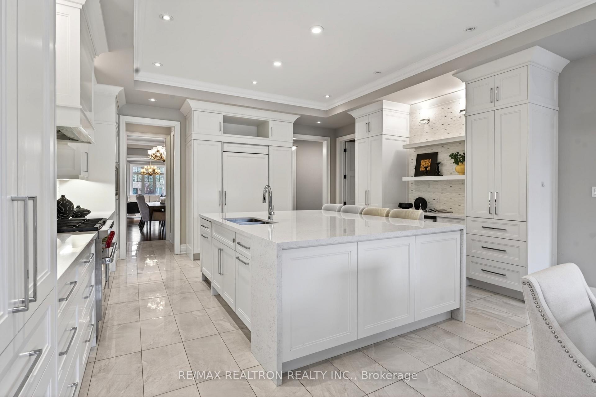 Photo 16 of 132 Pemberton Road, Richmond Hill, North Richvale — HOMEH