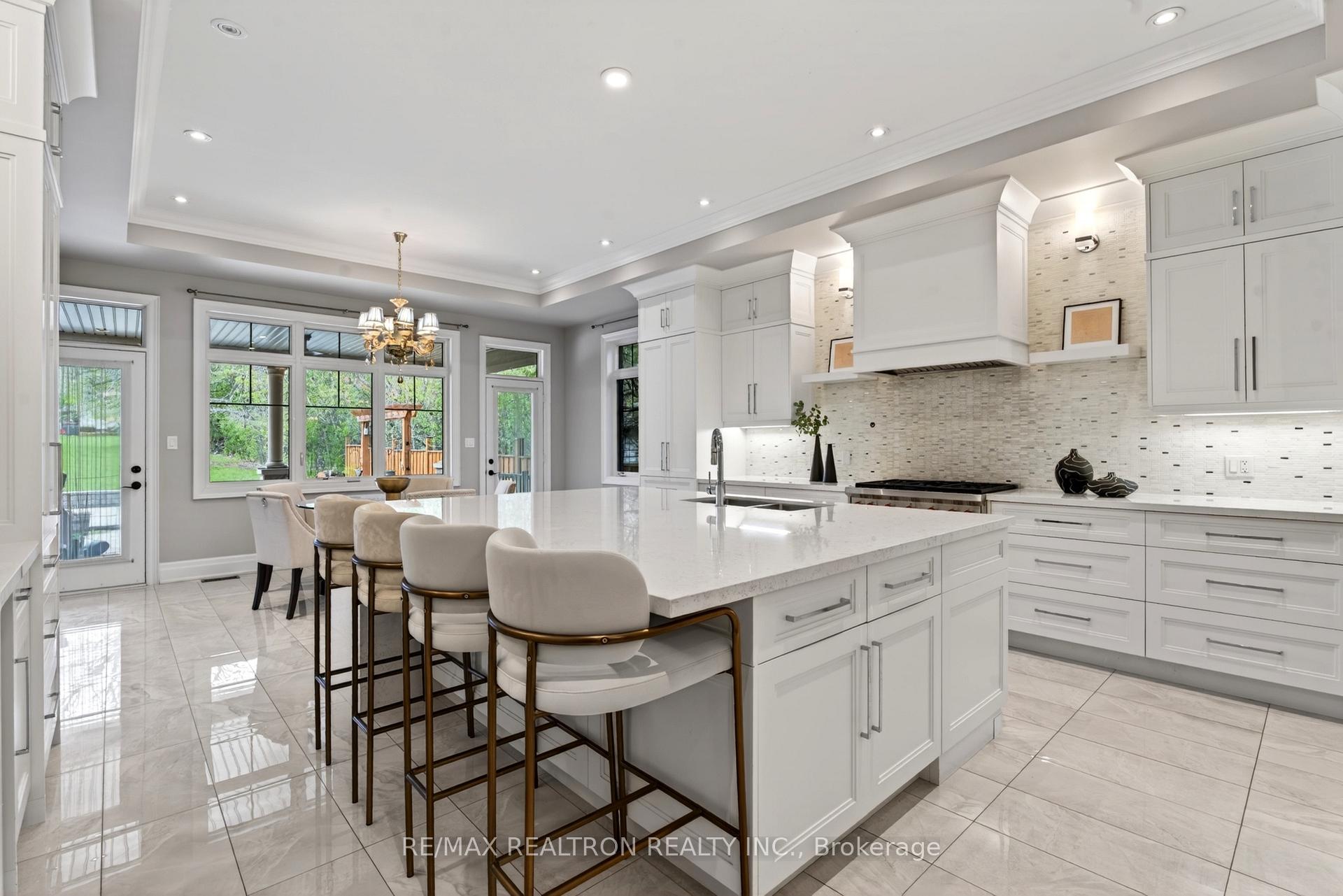 Photo 22 of 132 Pemberton Road, Richmond Hill, North Richvale — HOMEH