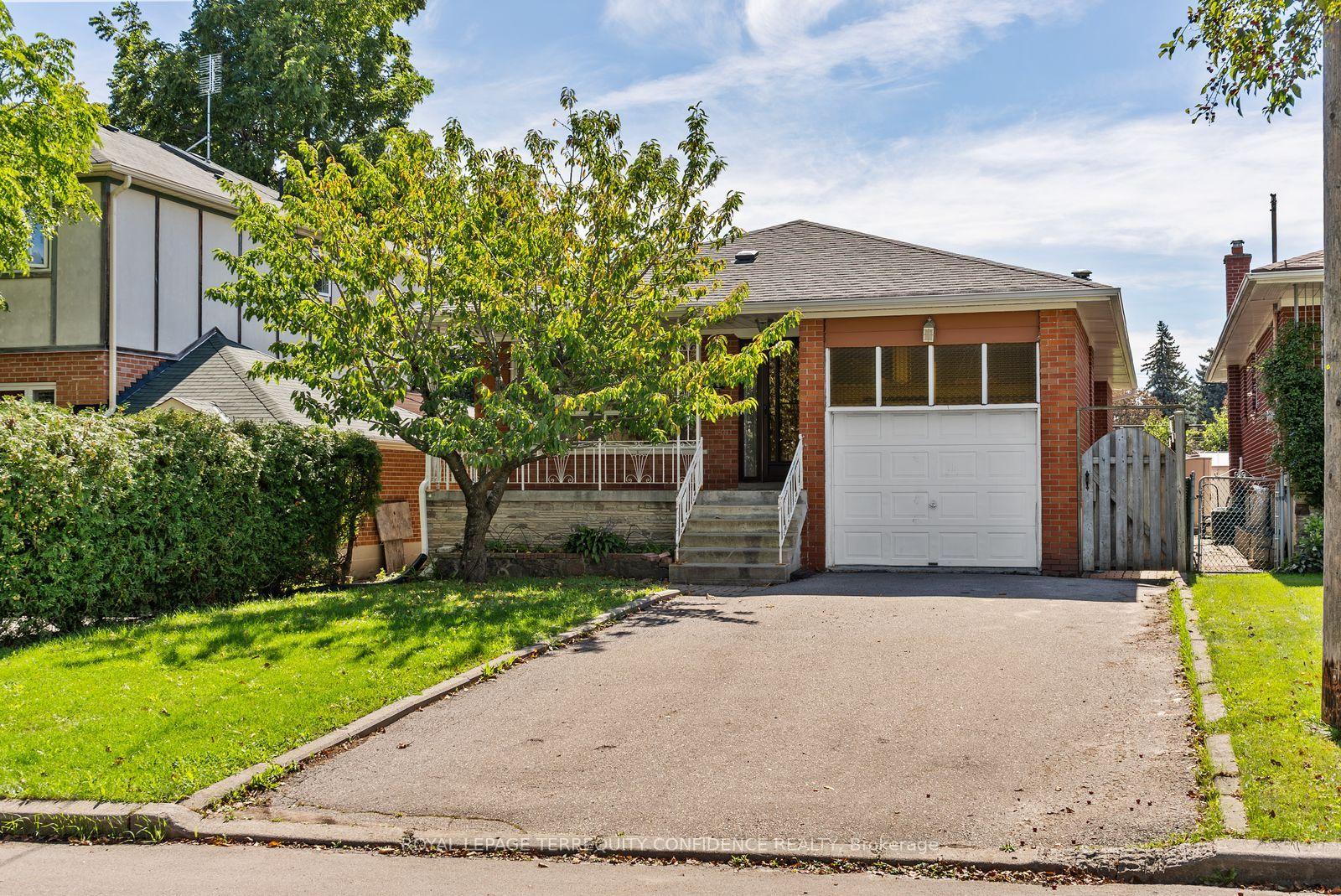 Front of 265 Horsham Avenue