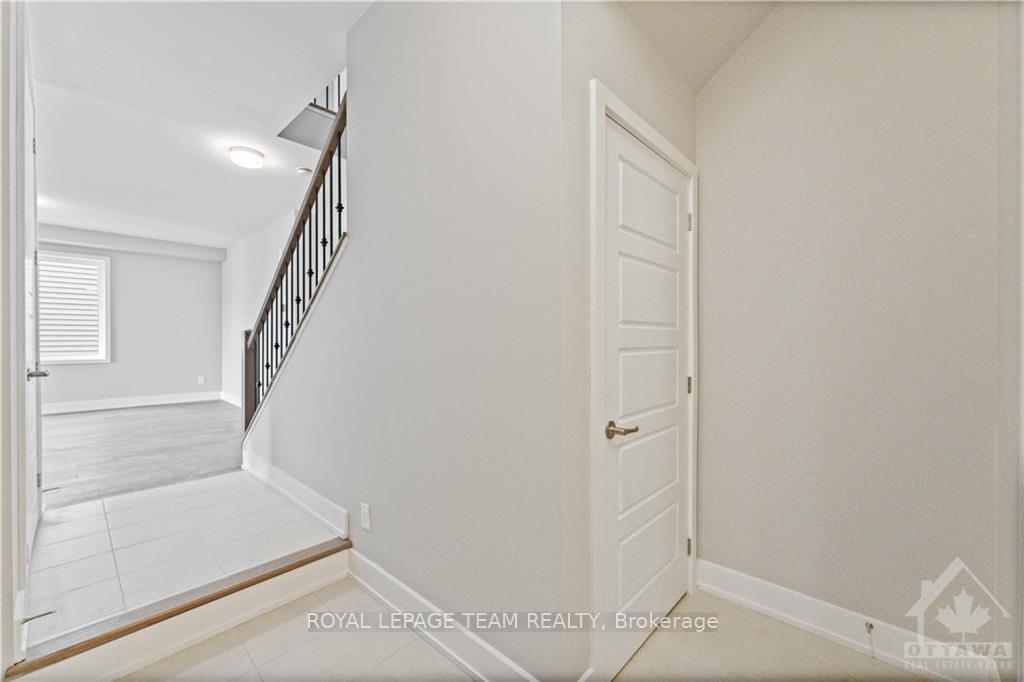 Photo 20 of 2413 Watercolours Way, Ottawa, Barrhaven - Half Moon Bay — HOMEH