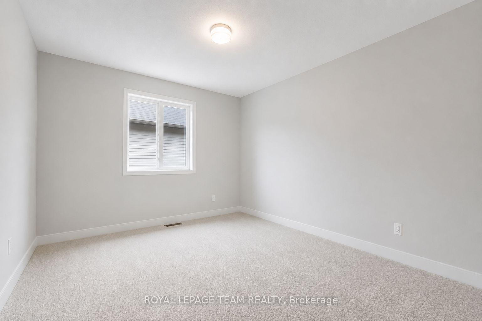 Photo 33 of 2413 Watercolours Way, Ottawa, Barrhaven - Half Moon Bay — HOMEH