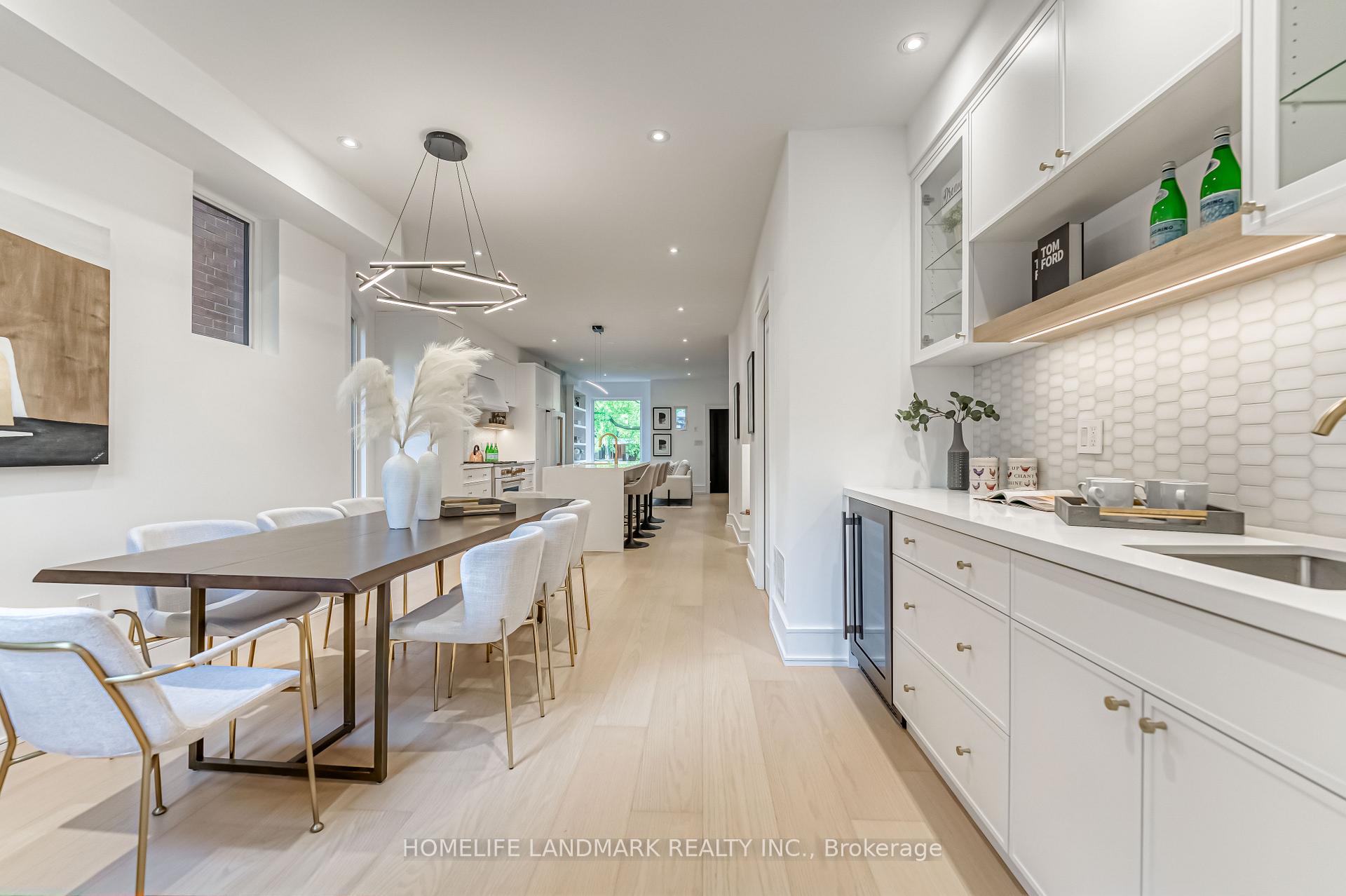 Photo 10 of 195 Albany Avenue, Toronto, The Annex — HOMEH