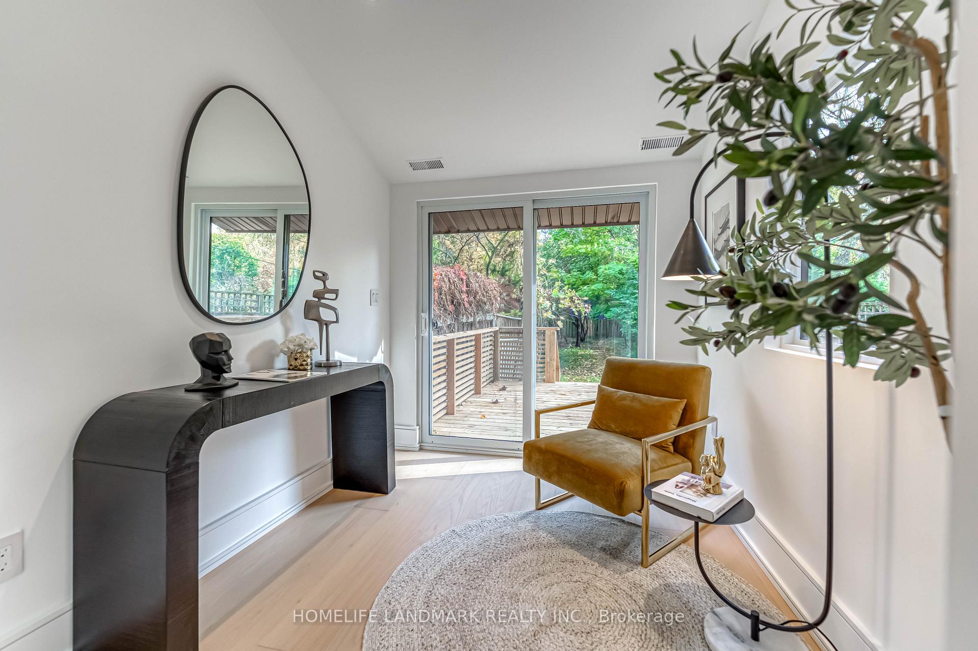 Photo 11 of 195 Albany Avenue, Toronto, The Annex — HOMEH