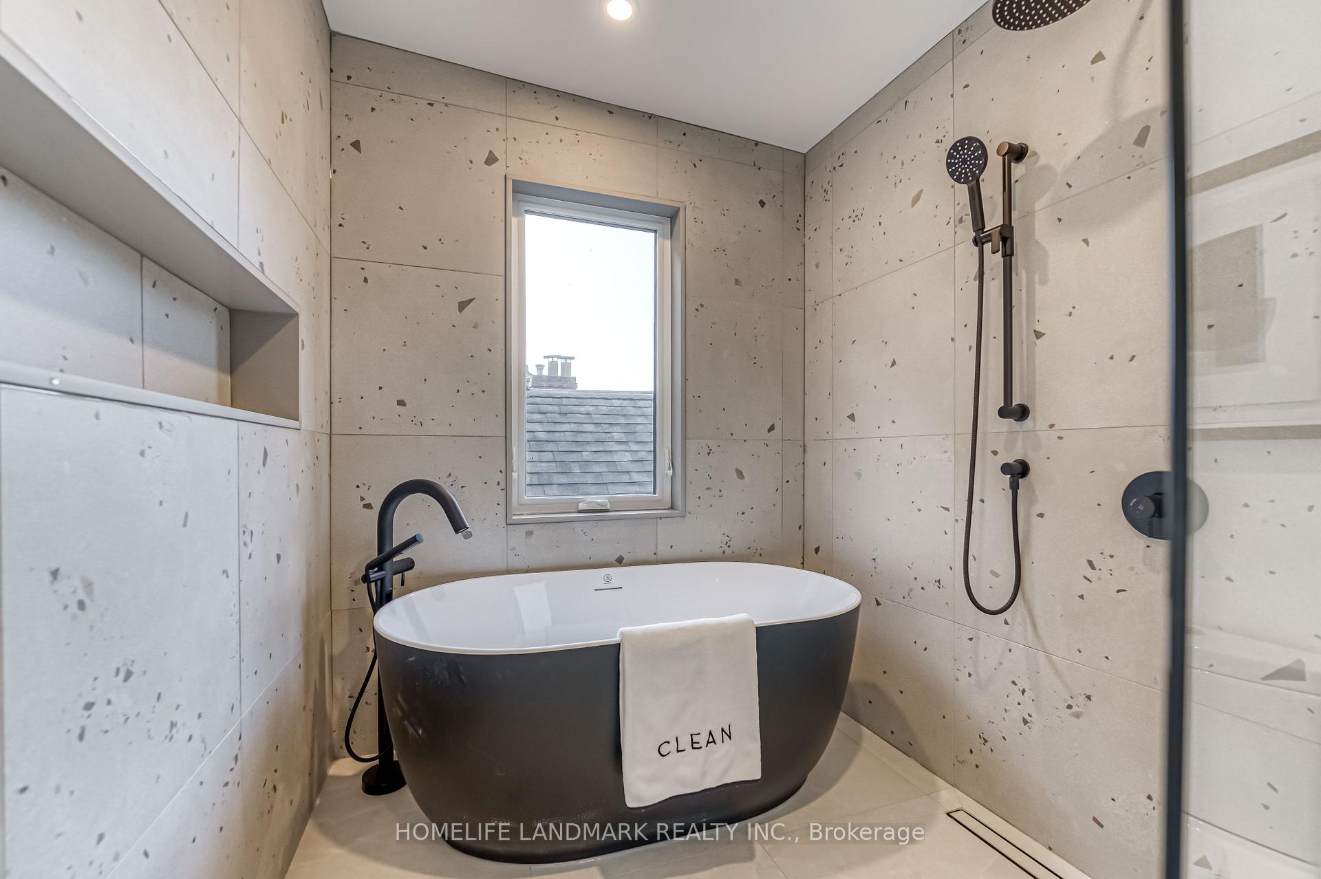 Photo 23 of 195 Albany Avenue, Toronto, The Annex — HOMEH
