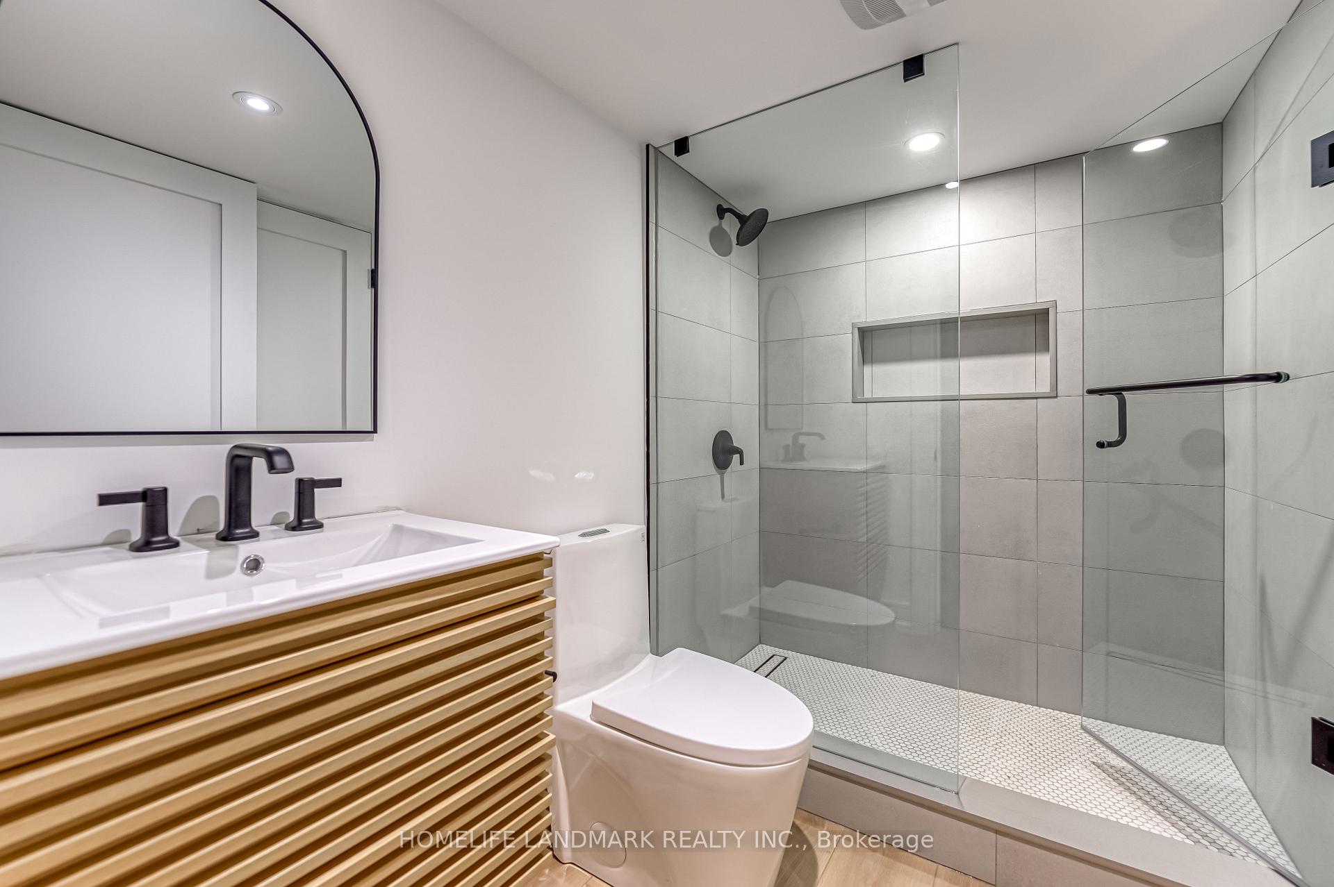 Photo 32 of 195 Albany Avenue, Toronto, The Annex — HOMEH