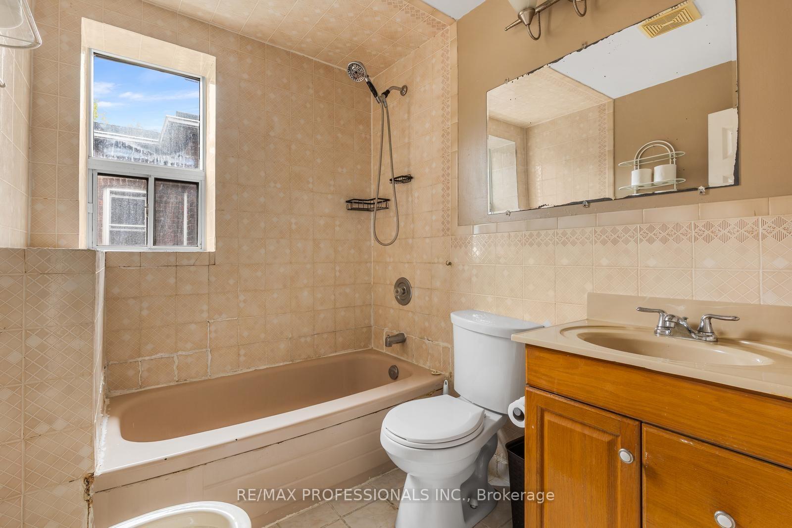 Photo 11 of 4 Stanton Avenue, Toronto, South Riverdale — HOMEH