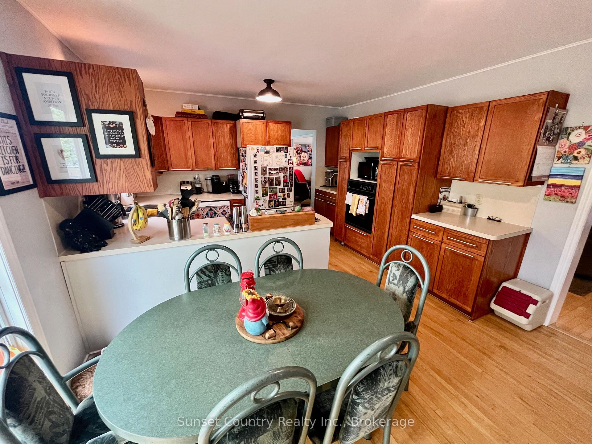 Photo 7 of 117 Whyte Avenue, Dryden, Riverview — HOMEH