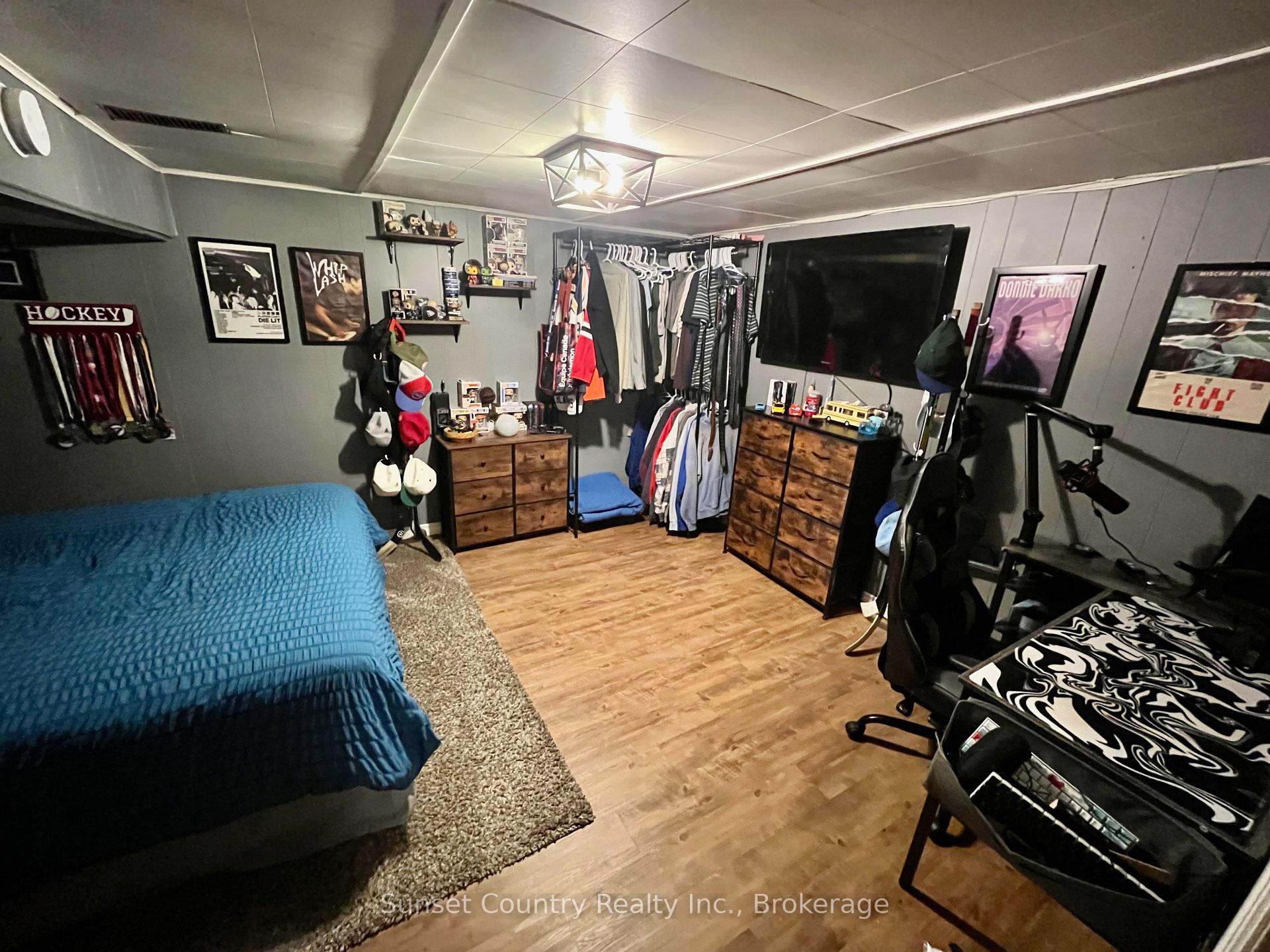 Photo 29 of 117 Whyte Avenue, Dryden, Riverview — HOMEH