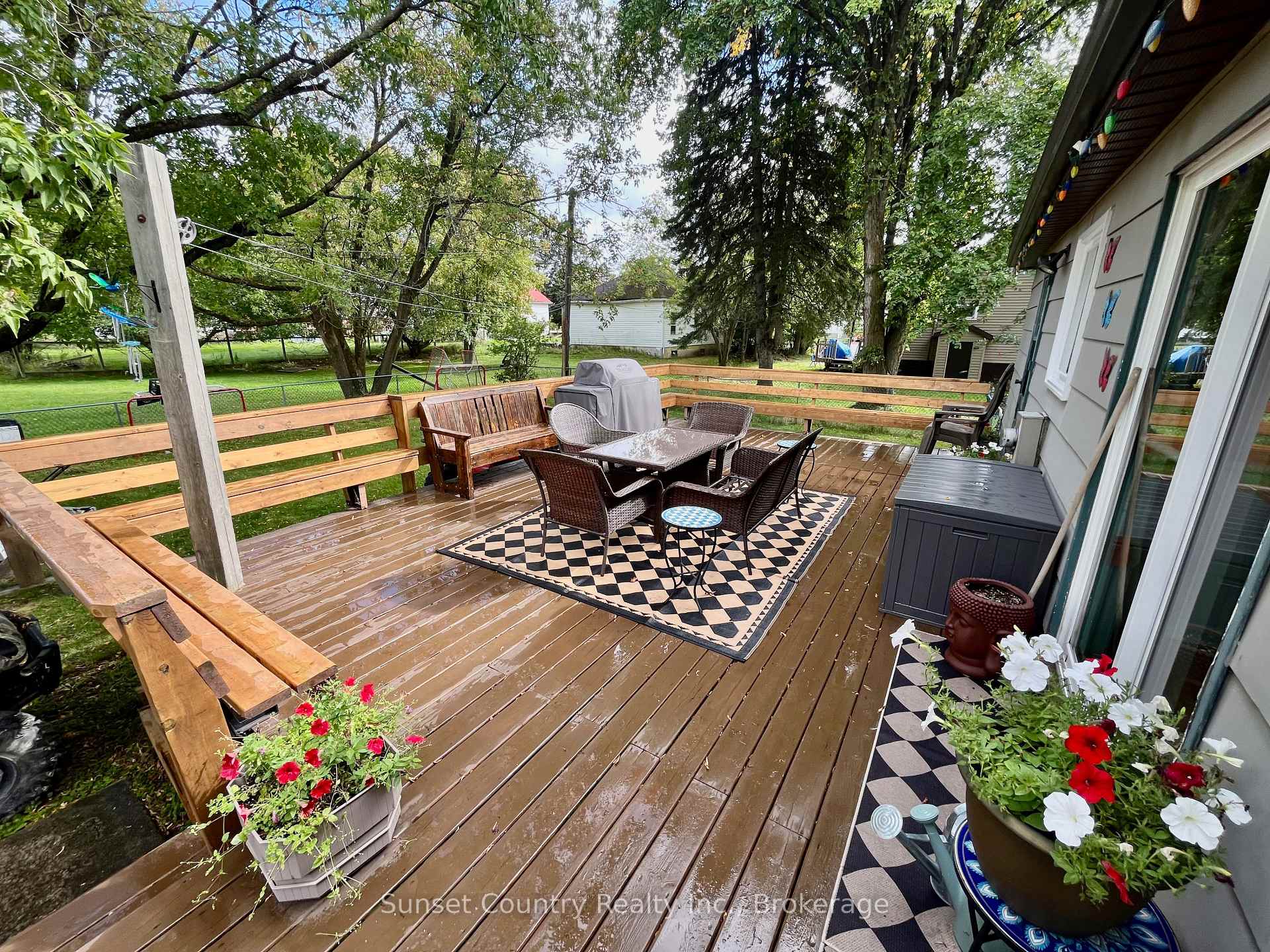 Photo 43 of 117 Whyte Avenue, Dryden, Riverview — HOMEH
