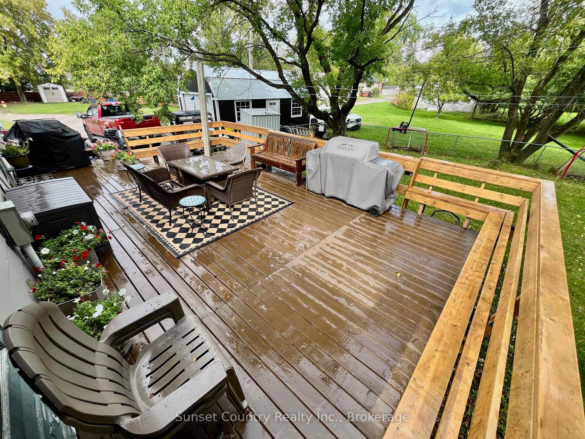 Photo 44 of 117 Whyte Avenue, Dryden, Riverview — HOMEH