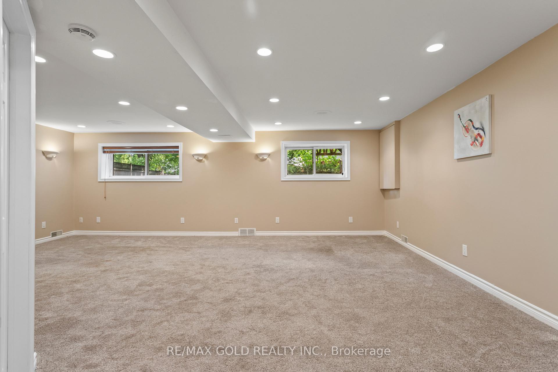 Photo 28 of 1588 Aldersbrook Road, London, North F — HOMEH