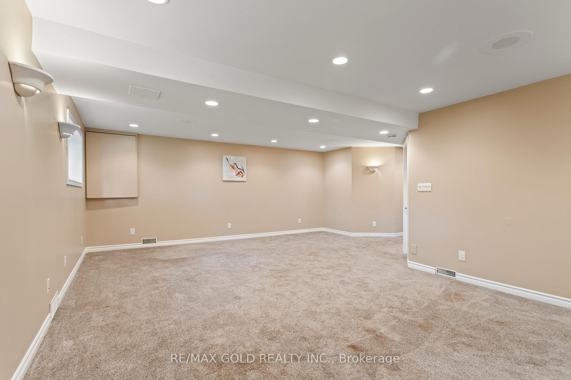 Photo 31 of 1588 Aldersbrook Road, London, North F — HOMEH