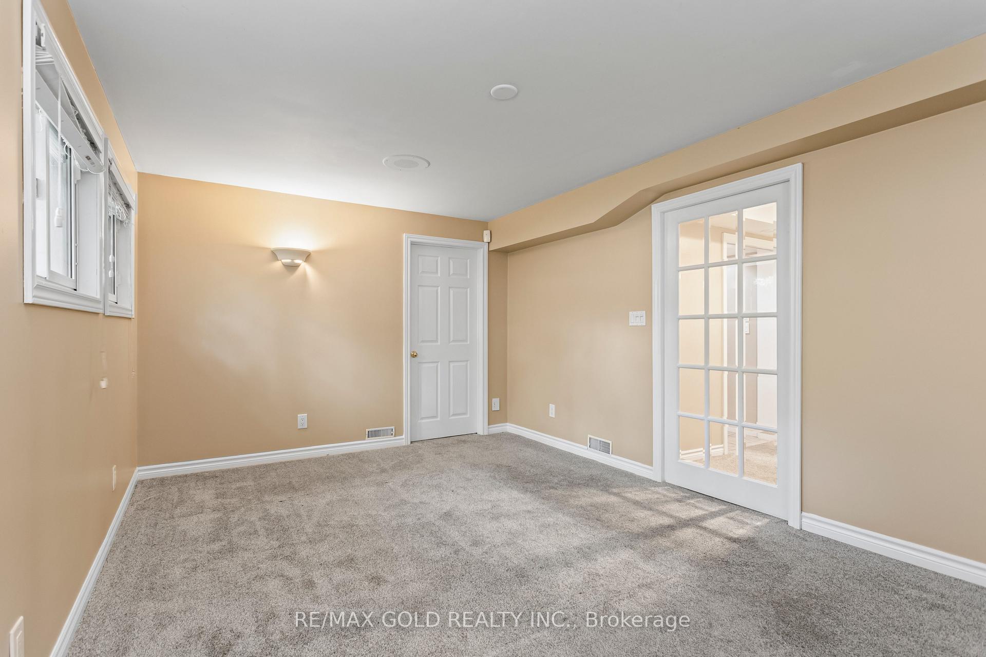 Photo 37 of 1588 Aldersbrook Road, London, North F — HOMEH