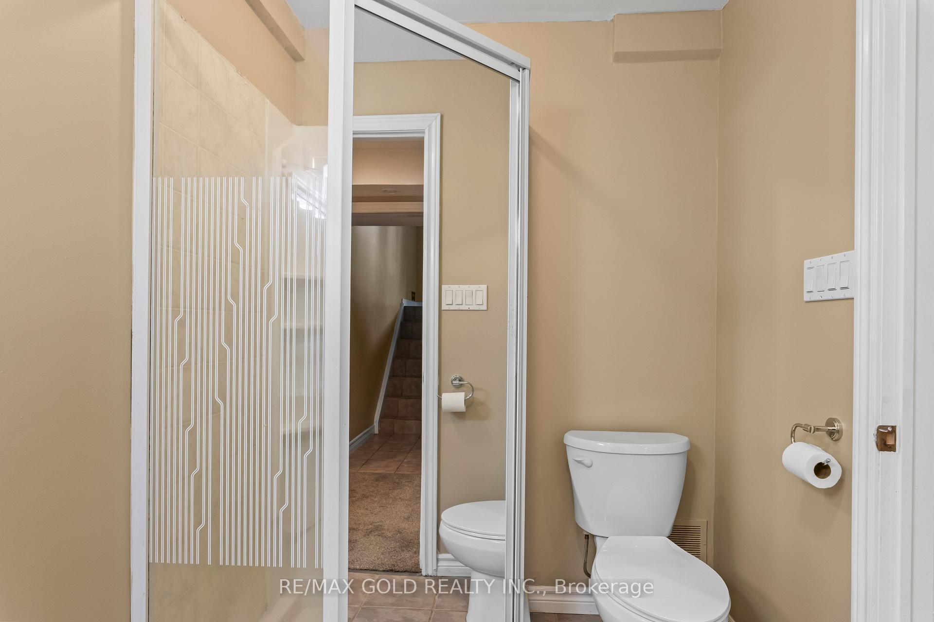 Photo 39 of 1588 Aldersbrook Road, London, North F — HOMEH