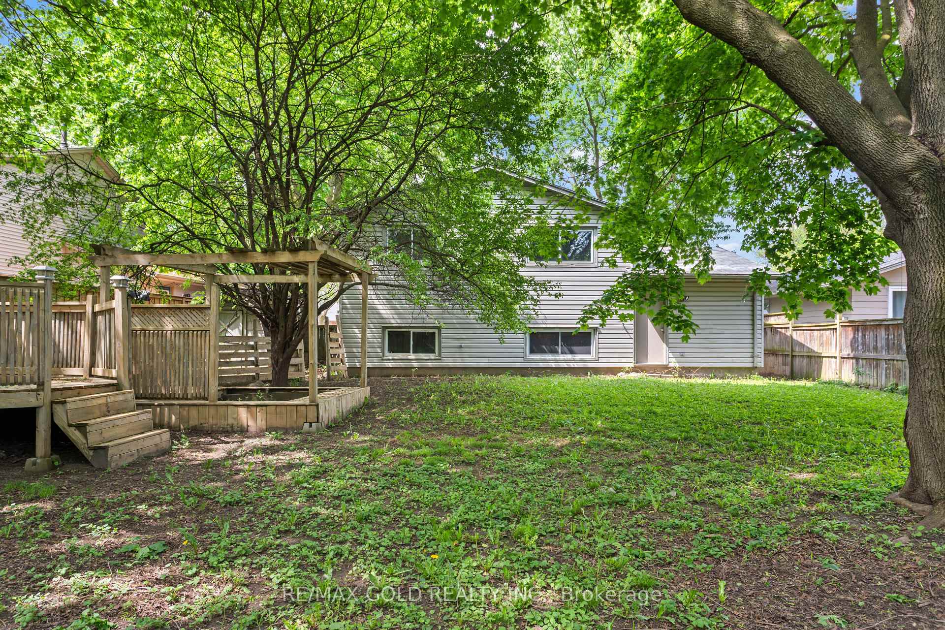 Photo 43 of 1588 Aldersbrook Road, London, North F — HOMEH