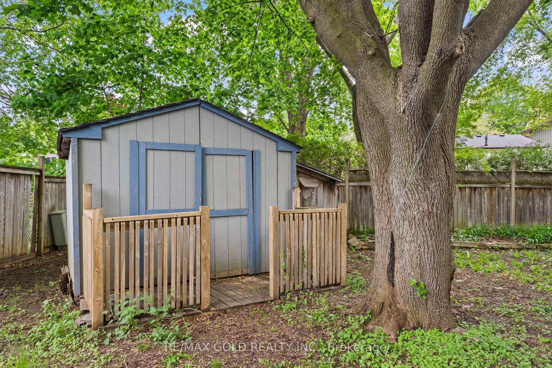 Photo 46 of 1588 Aldersbrook Road, London, North F — HOMEH