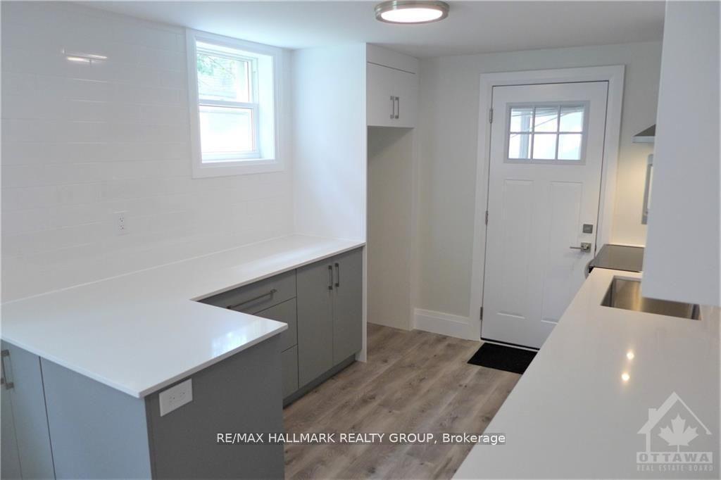 Photo 5 of Unit 5, 375 Mackay Street, Ottawa, Lindenlea — HOMEH