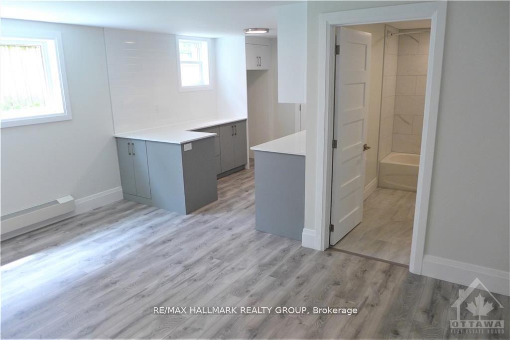 Photo 7 of Unit 5, 375 Mackay Street, Ottawa, Lindenlea — HOMEH
