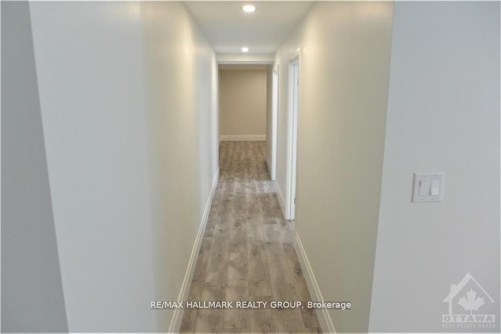 Photo 9 of Unit 5, 375 Mackay Street, Ottawa, Lindenlea — HOMEH