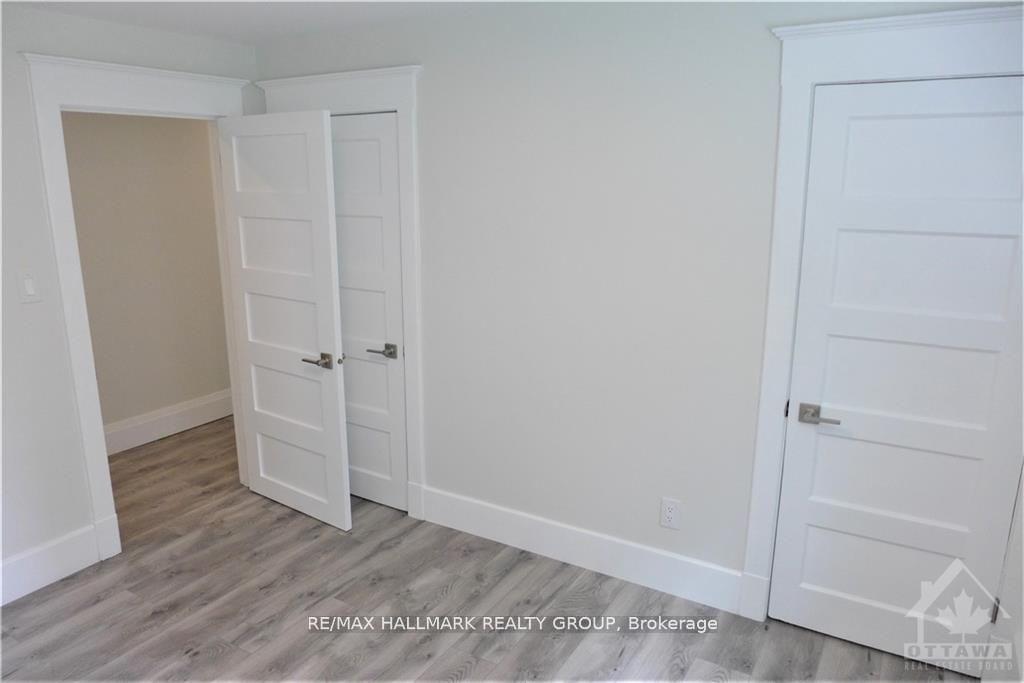 Photo 11 of Unit 5, 375 Mackay Street, Ottawa, Lindenlea — HOMEH