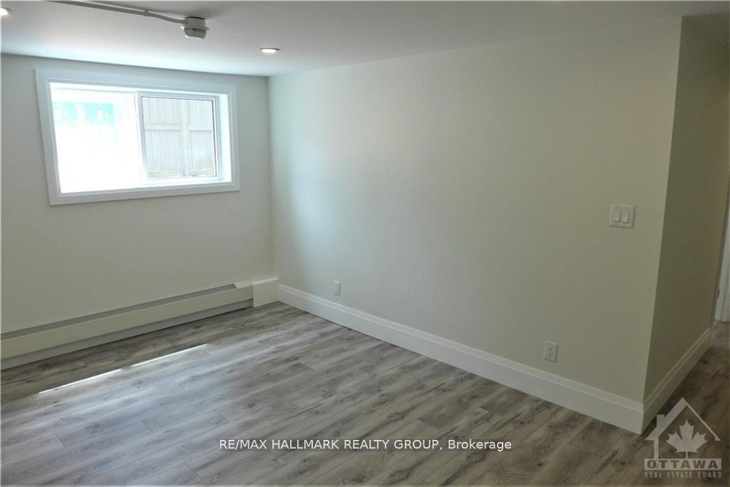 Photo 13 of Unit 5, 375 Mackay Street, Ottawa, Lindenlea — HOMEH