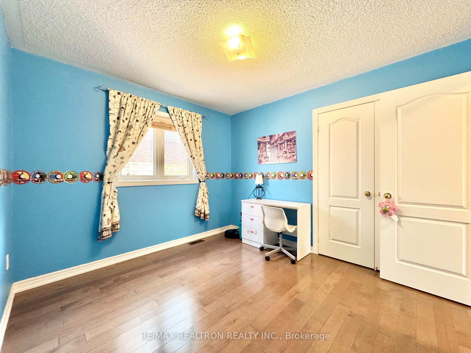 Photo 35 of 2 Redmond Drive, Vaughan, Patterson — HOMEH