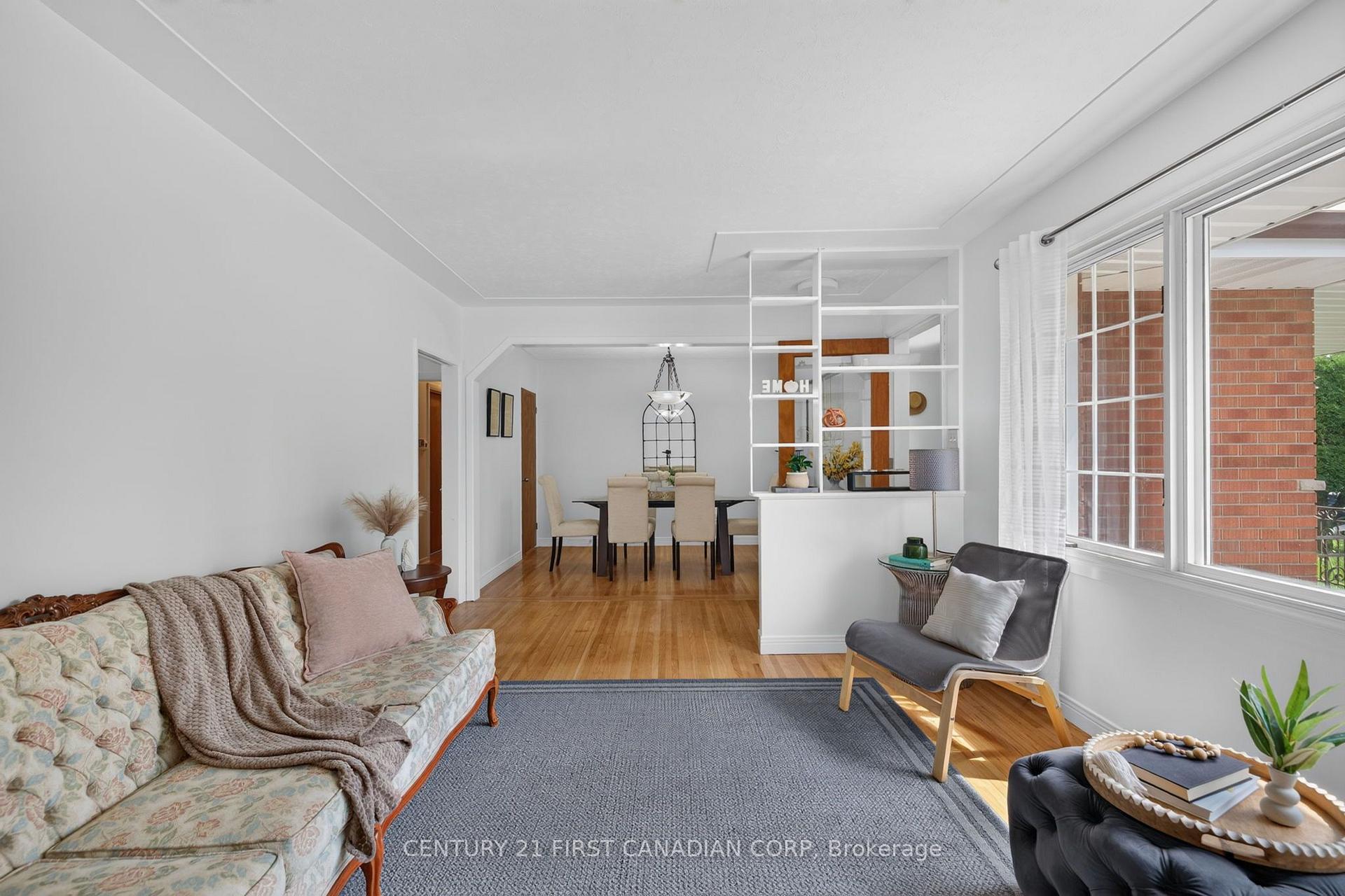 Photo 16 of 141 Fairhaven Circle, London, East O — HOMEH