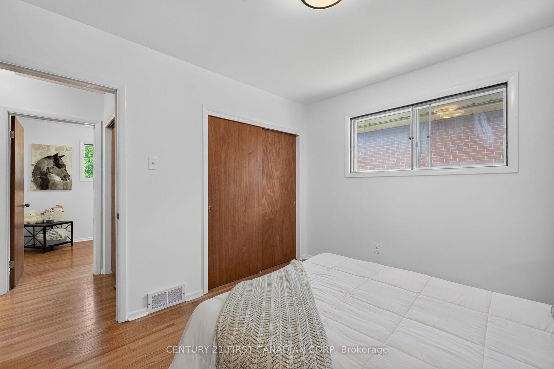 Photo 28 of 141 Fairhaven Circle, London, East O — HOMEH