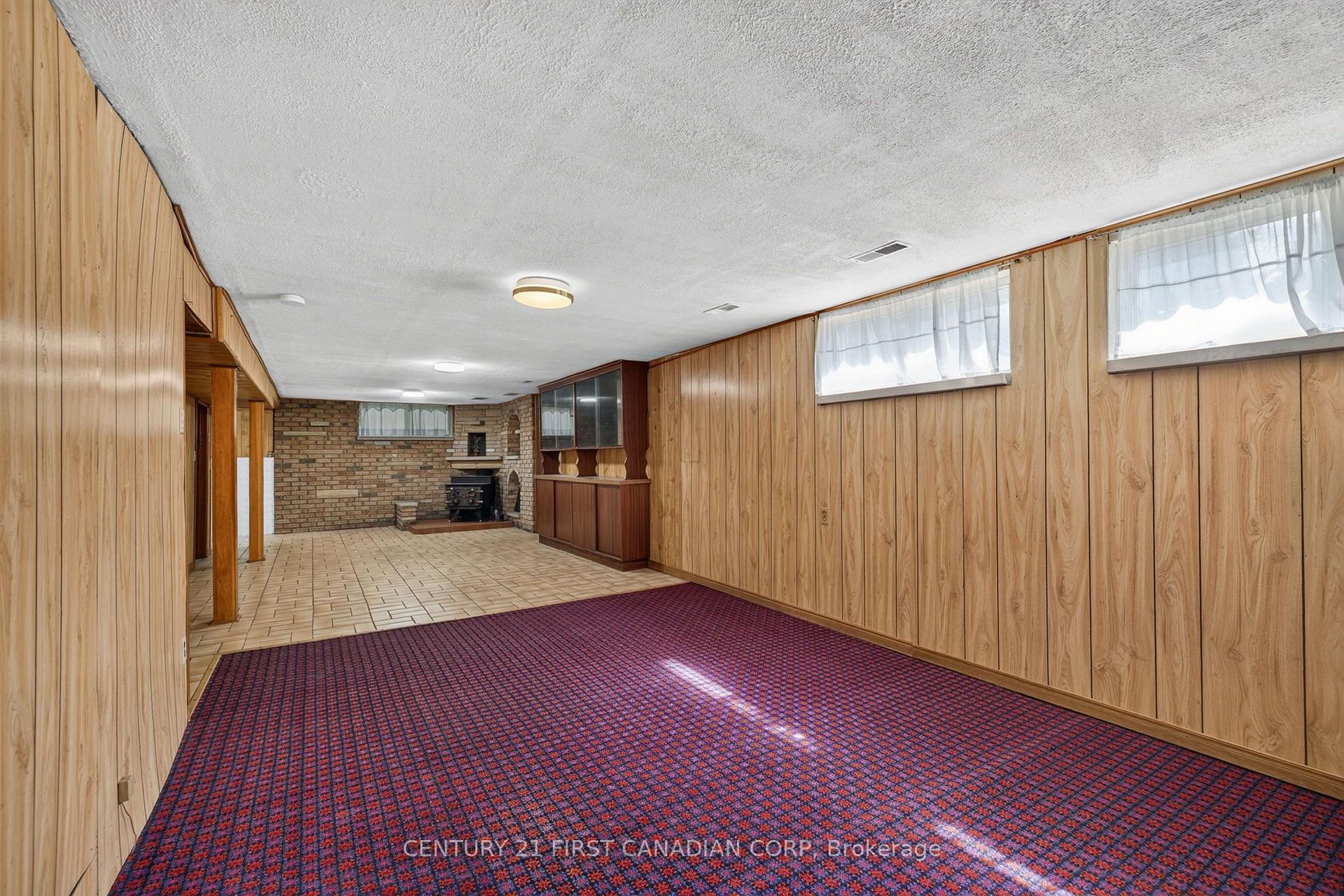 Photo 34 of 141 Fairhaven Circle, London, East O — HOMEH