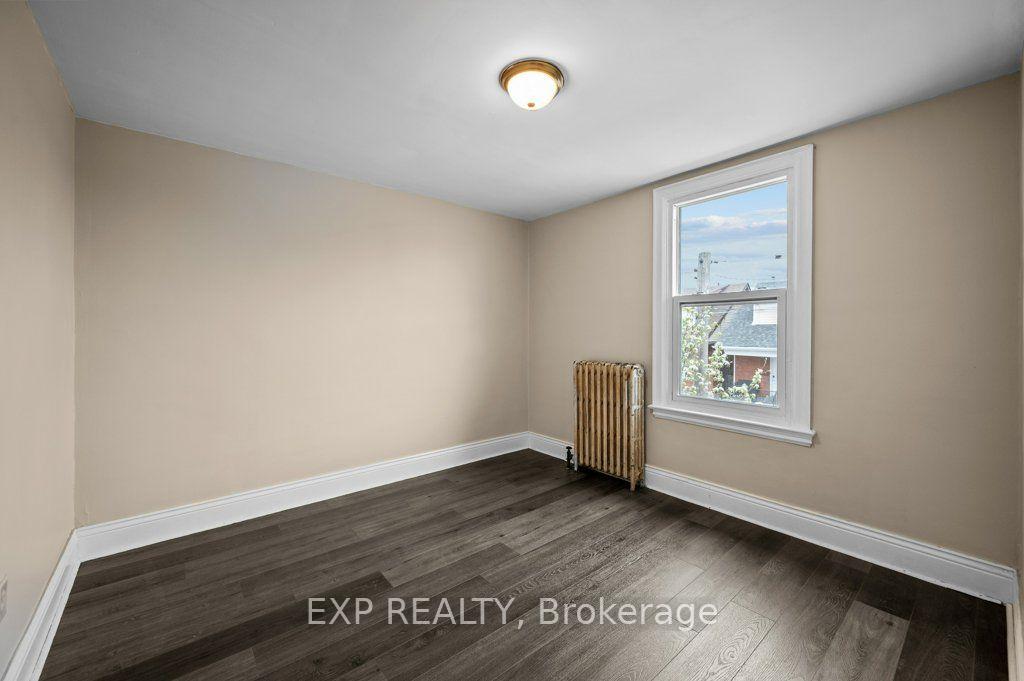 Photo 9 of 54 Frederick Avenue, Hamilton, Crown Point — HOMEH