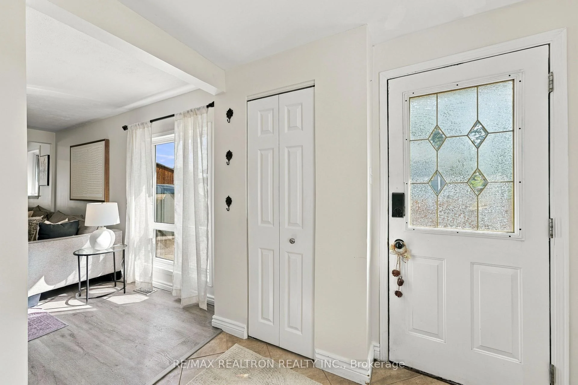 Photo 24 of 1152 Stoney Point Road, Innisfil, Lefroy — HOMEH
