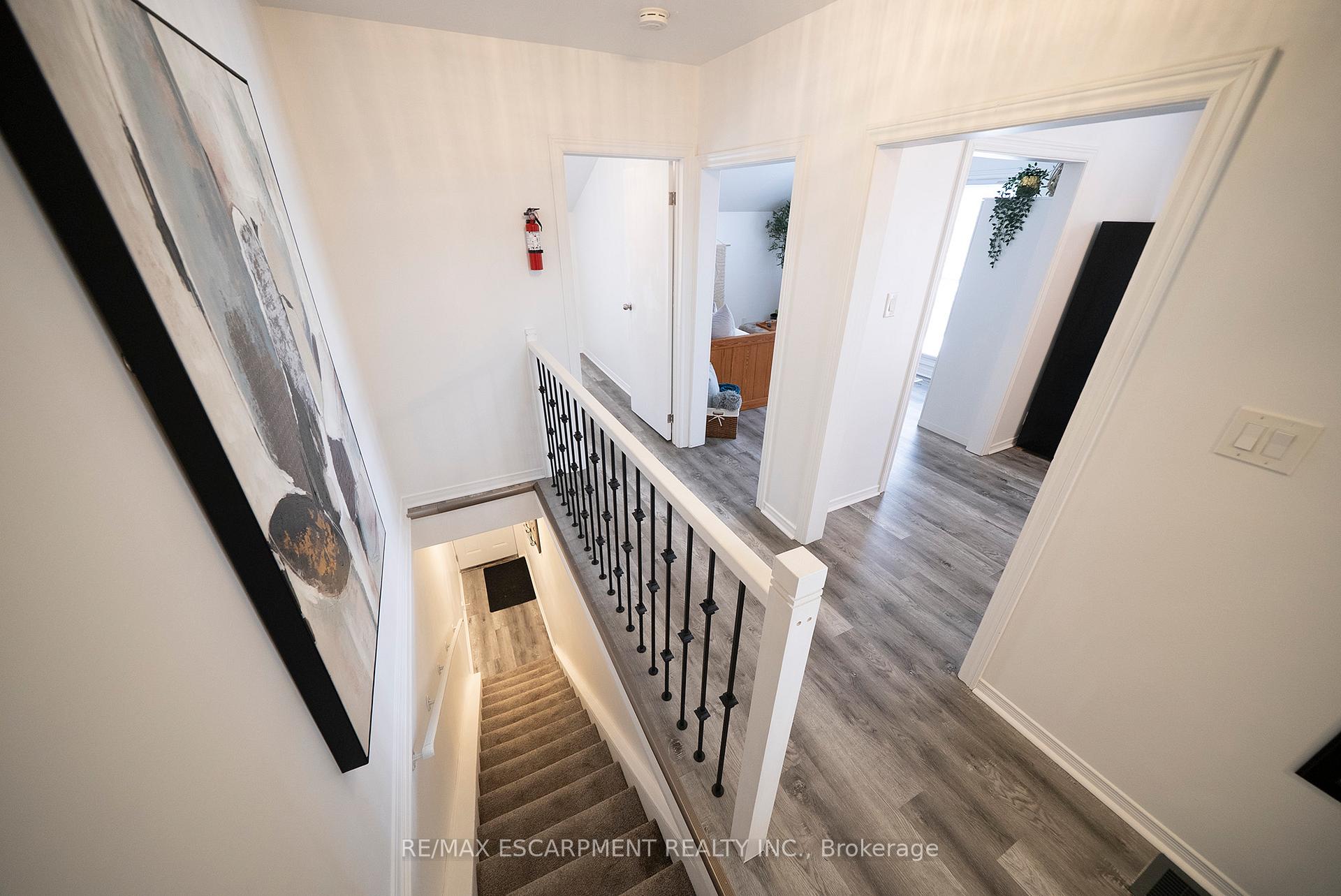 Photo 5 of 171 Drummond Street, Brantford, Victoria/Arthur — HOMEH