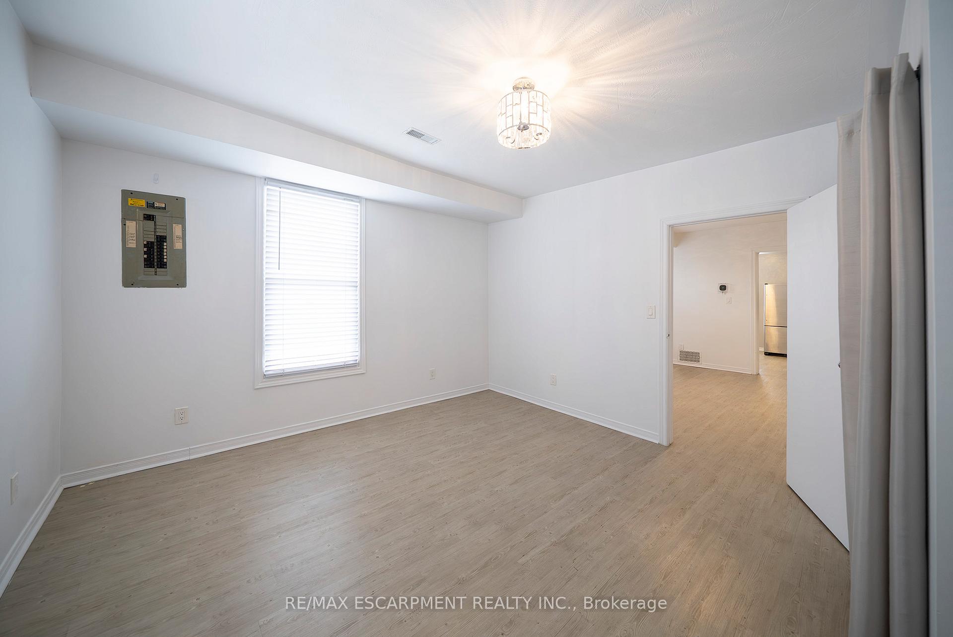 Photo 28 of 171 Drummond Street, Brantford, Victoria/Arthur — HOMEH