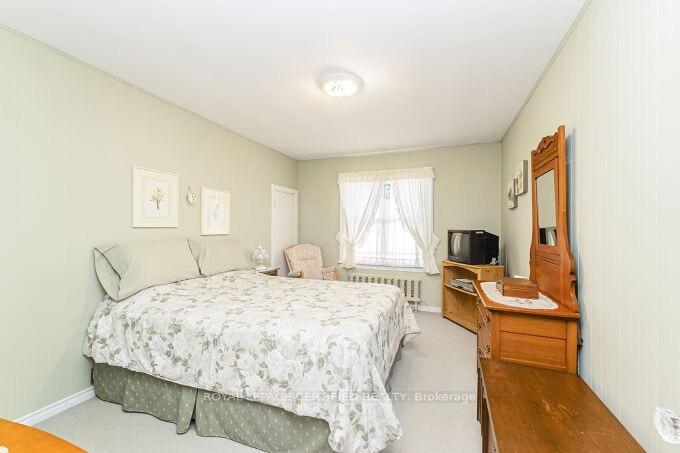 Photo 22 of 21 Denison Avenue, Brampton, Downtown Brampton — HOMEH