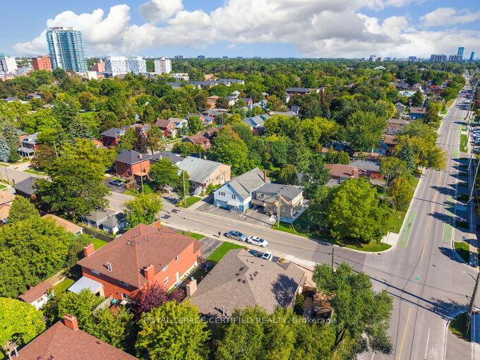 Photo 38 of 21 Denison Avenue, Brampton, Downtown Brampton — HOMEH