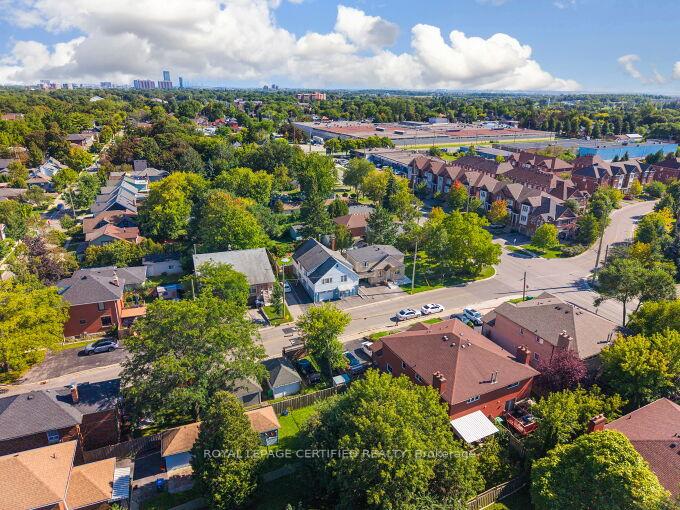 Photo 41 of 21 Denison Avenue, Brampton, Downtown Brampton — HOMEH