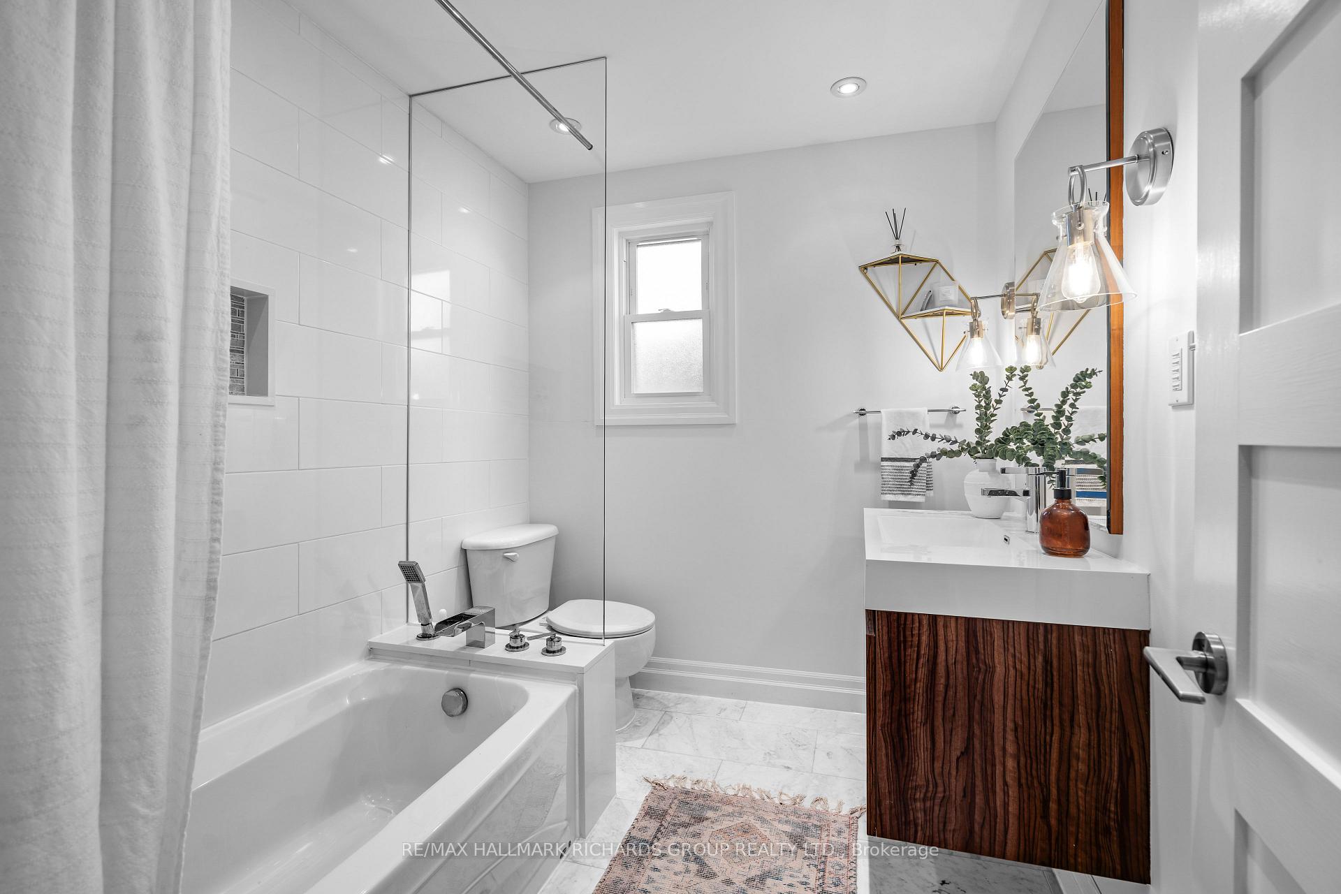 Photo 15 of 20 Rushbrooke Avenue, Toronto, South Riverdale — HOMEH