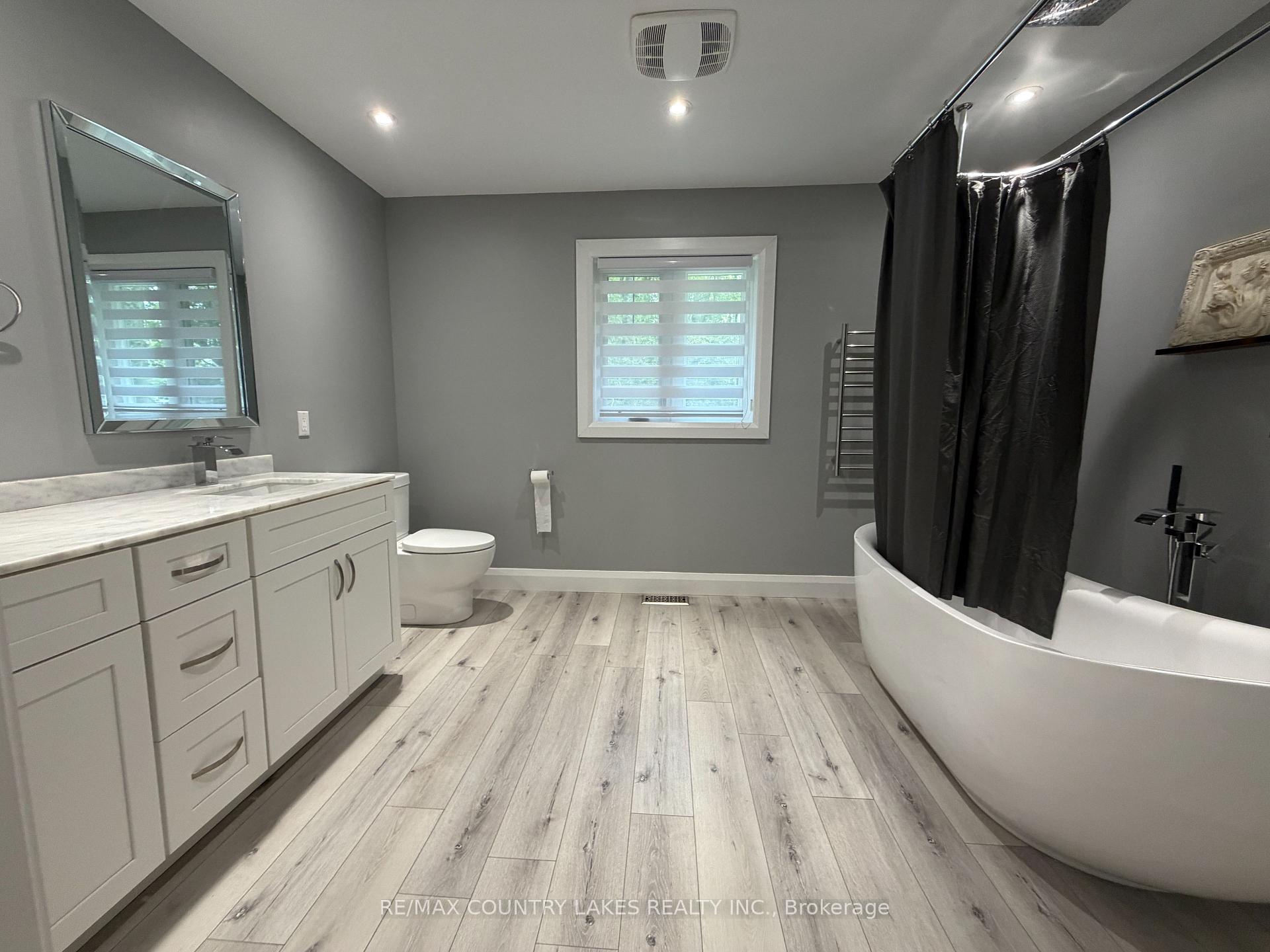 Photo 18 of 2589 Lakeshore Drive, Ramara, Brechin — HOMEH