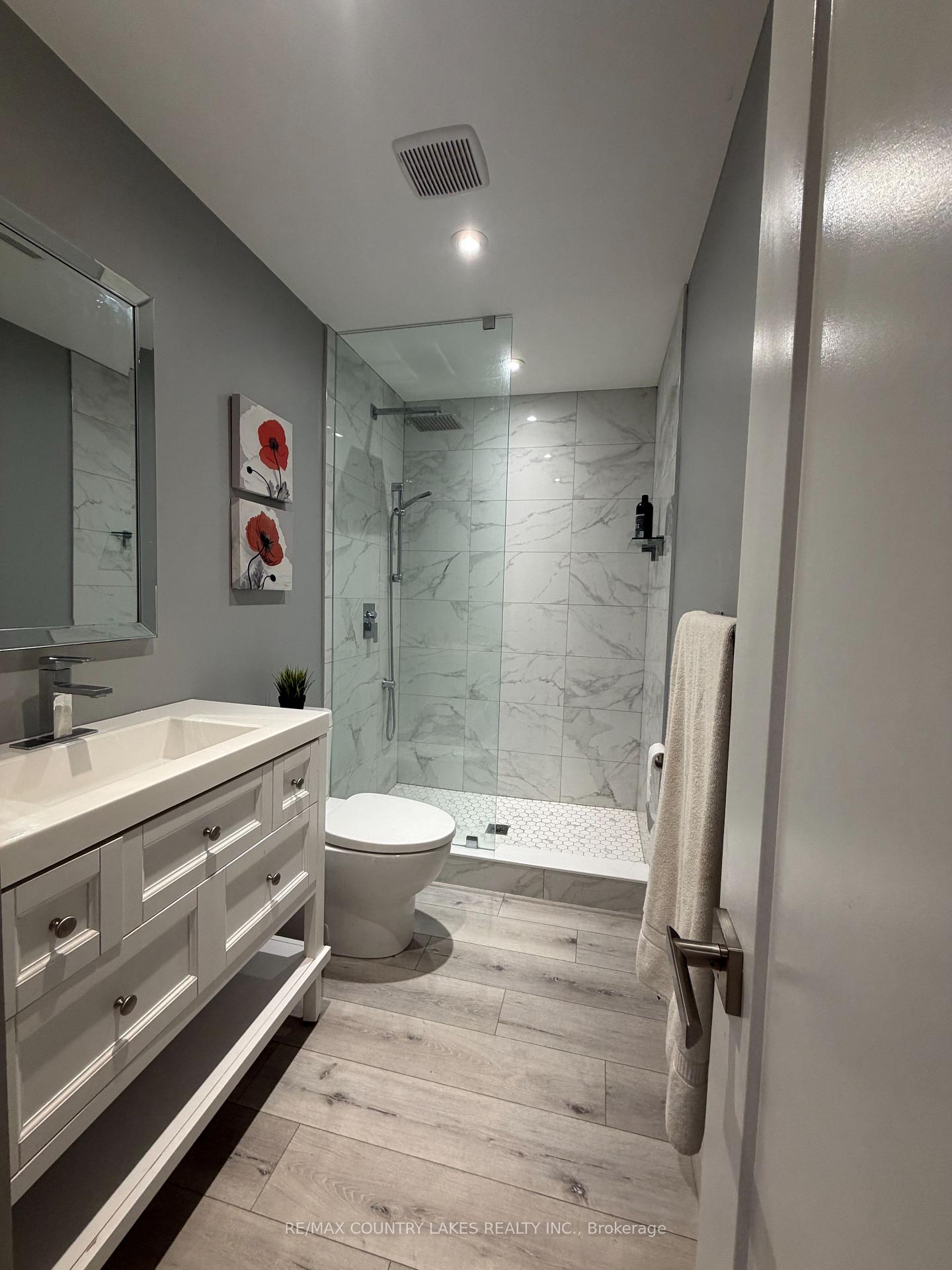 Photo 21 of 2589 Lakeshore Drive, Ramara, Brechin — HOMEH