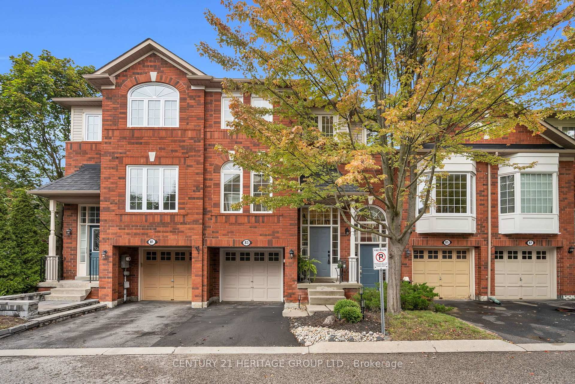 Photo 2 of 83 Mosaics Avenue, Aurora, Aurora Highlands — HOMEH