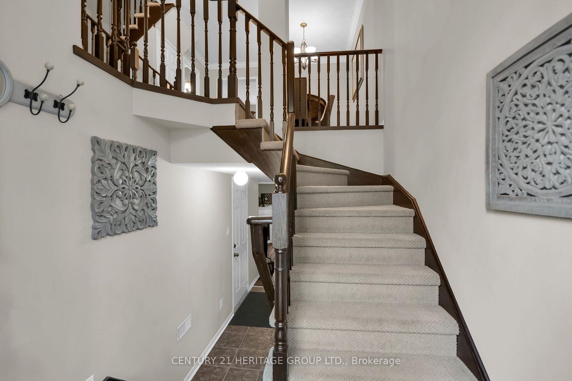 Photo 4 of 83 Mosaics Avenue, Aurora, Aurora Highlands — HOMEH