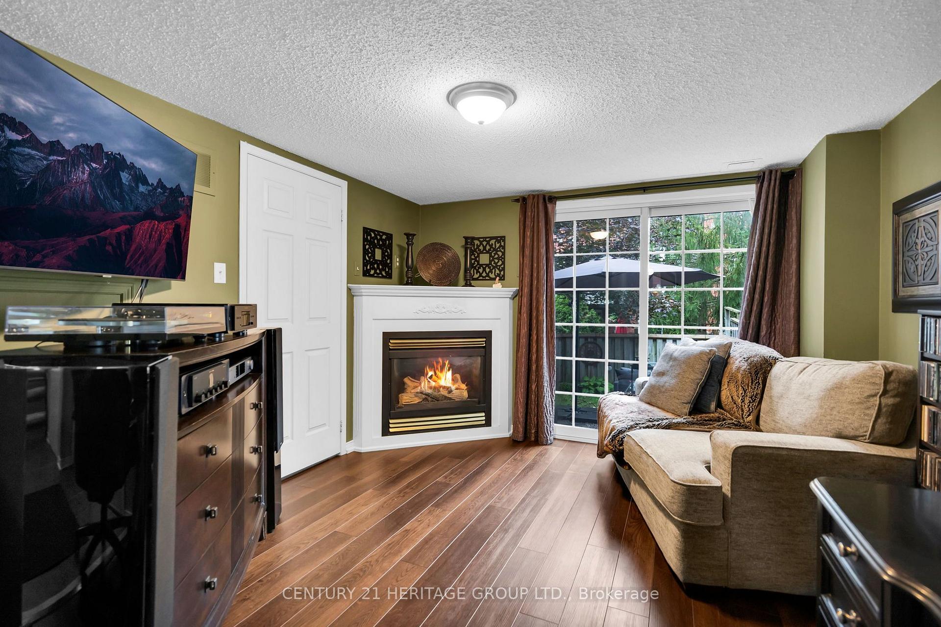 Photo 32 of 83 Mosaics Avenue, Aurora, Aurora Highlands — HOMEH